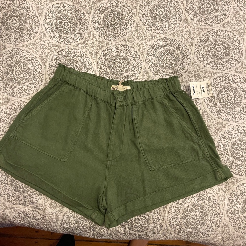 Women’s shorts